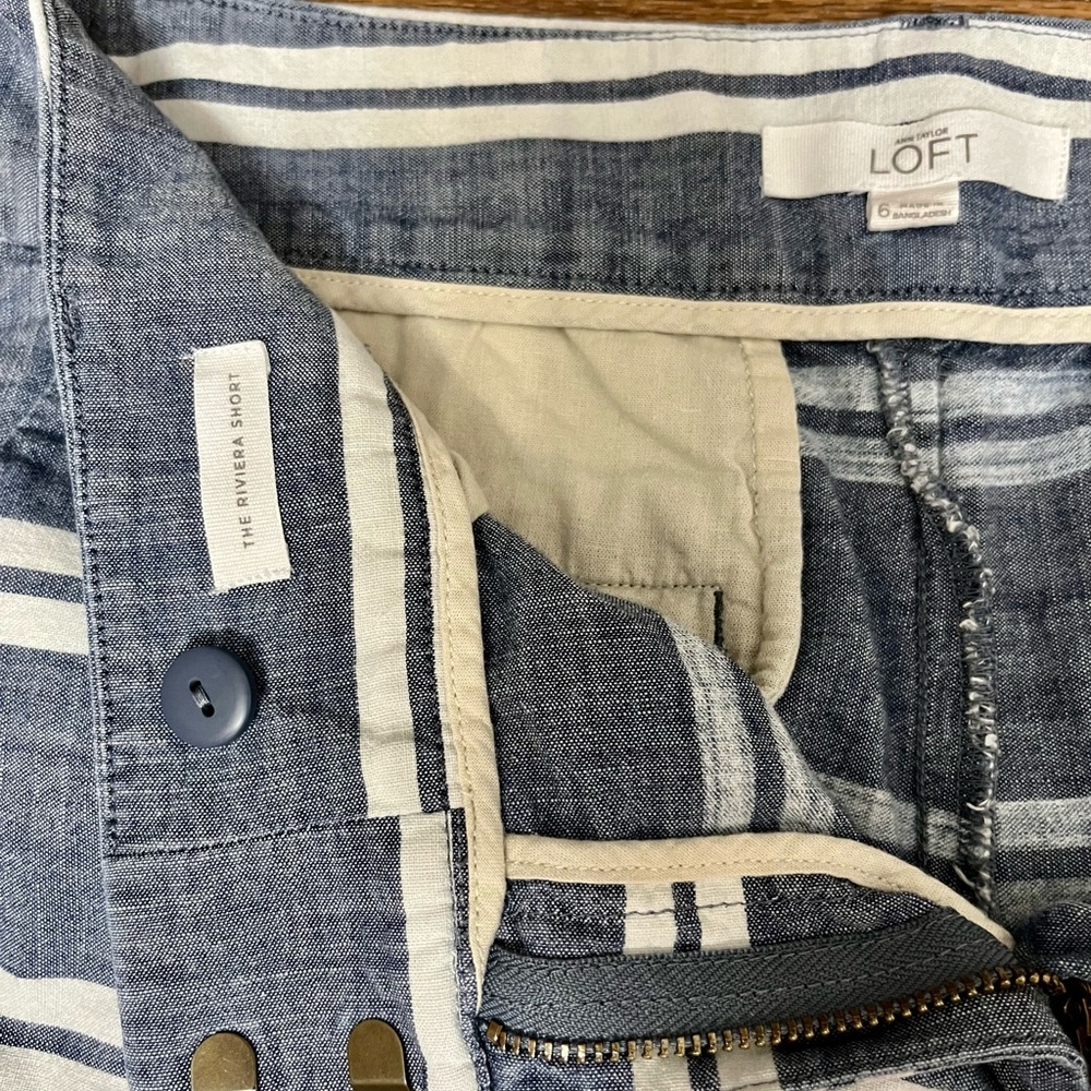 Loft cloth shorts, with stripes, size 6 used in very good condition. - Picture 6 of 7